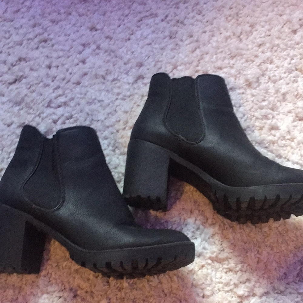 Black boots